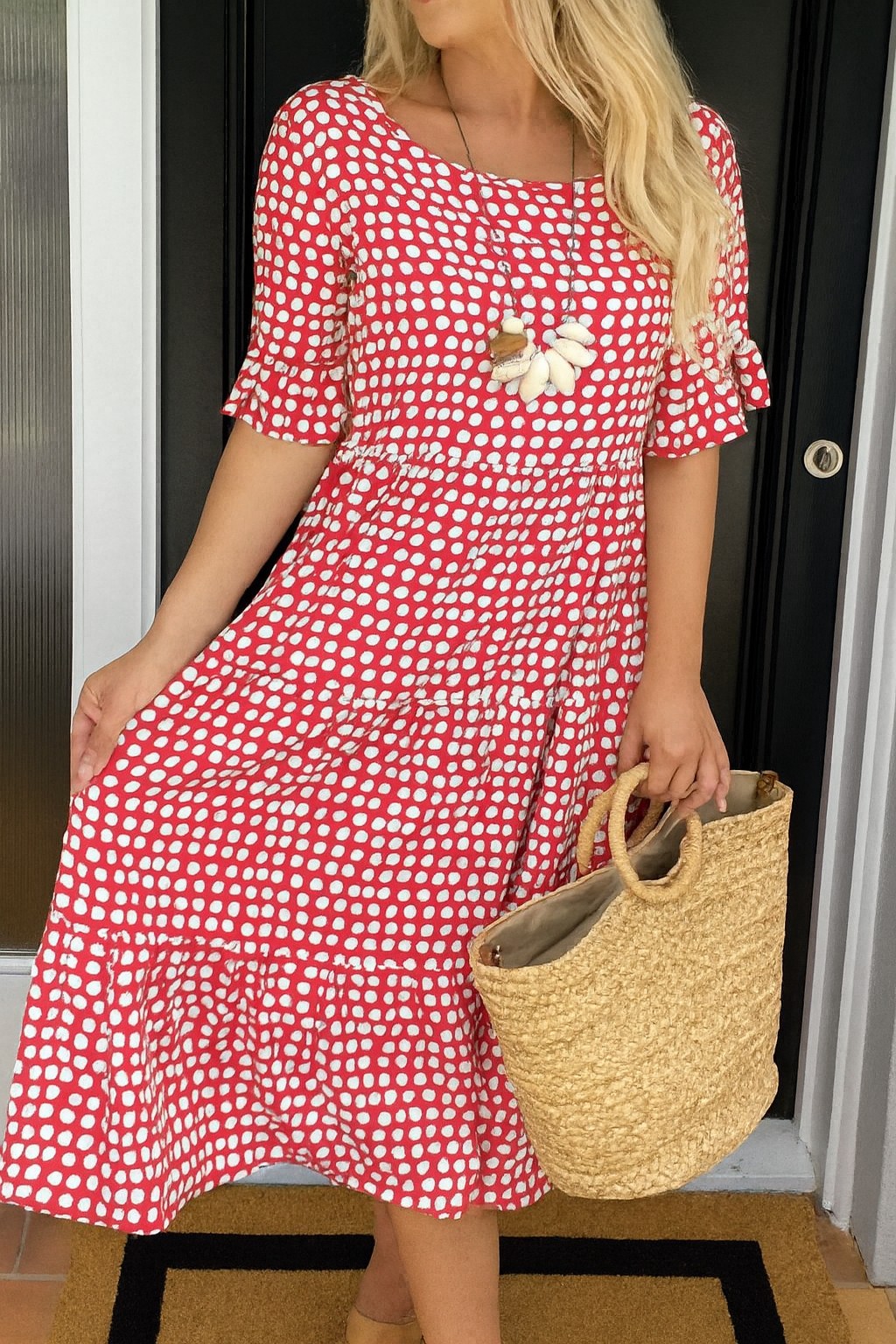 STELLA | SHORT-SLEEVE MIDI DRESS