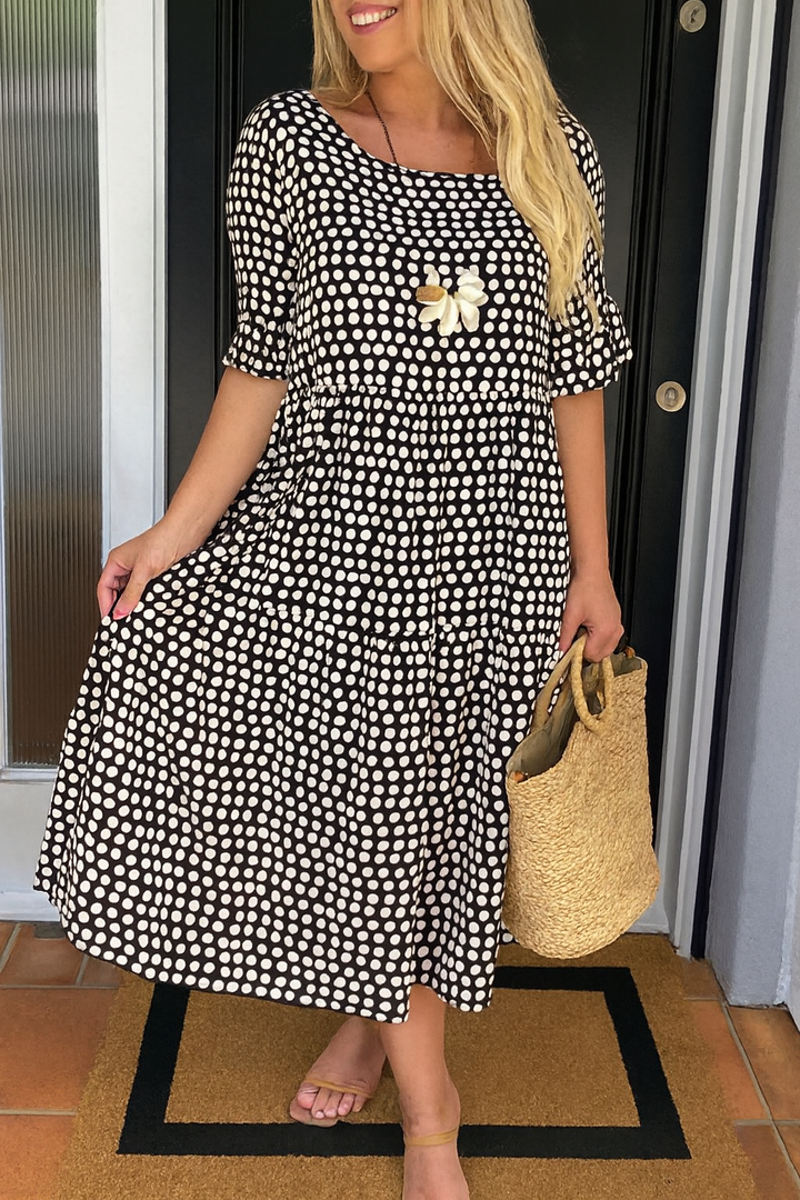 STELLA | SHORT-SLEEVE MIDI DRESS