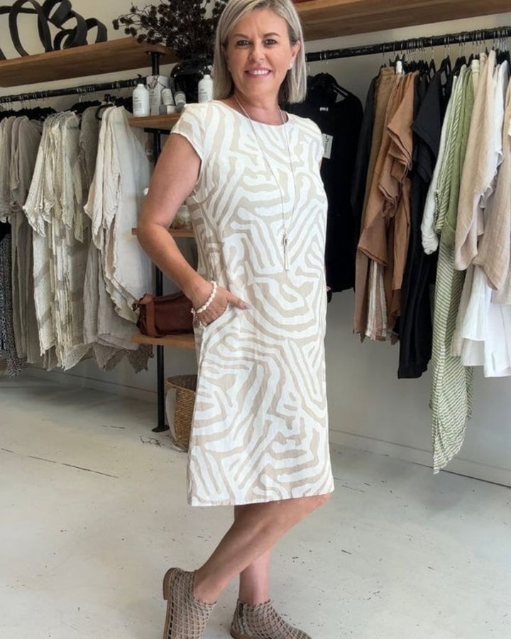 MEREDITH | ROUND NECK ELEGANT DRESS