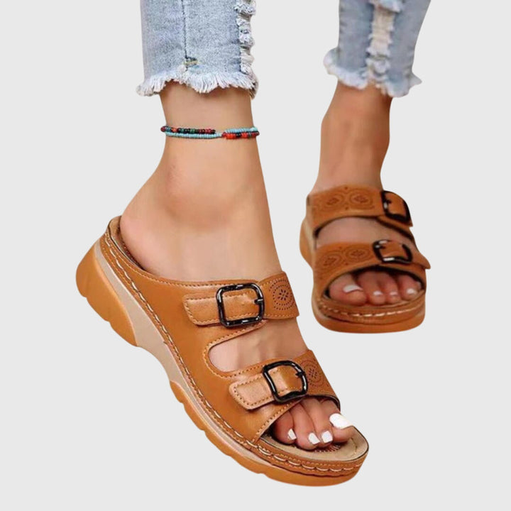 DIORA | ORTHOPEDIC LEATHER SANDALS