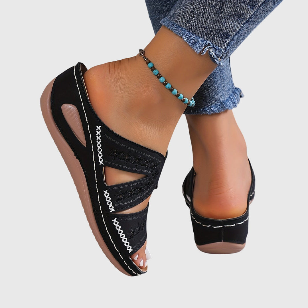 NOËLLE | LIGHTWEIGHT ORTHOPEDIC SANDALS