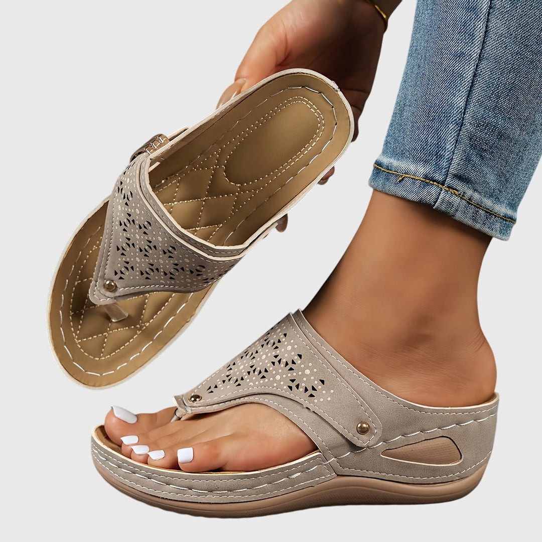 LIVIA | COMFORTABLE SANDALS