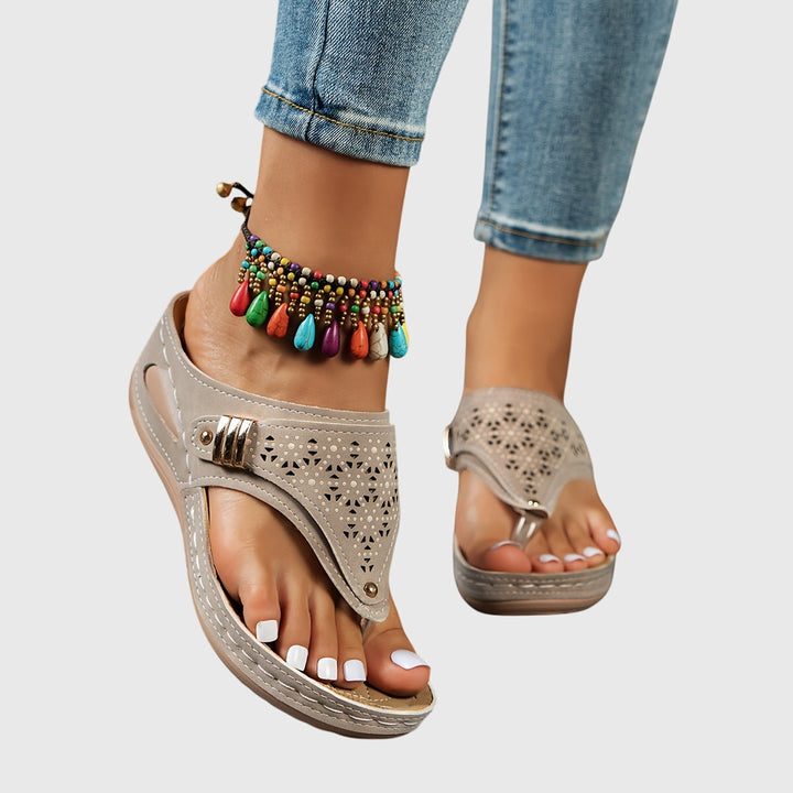 LIVIA | COMFORTABLE SANDALS